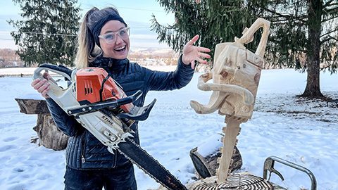 Chainsaw Jenna